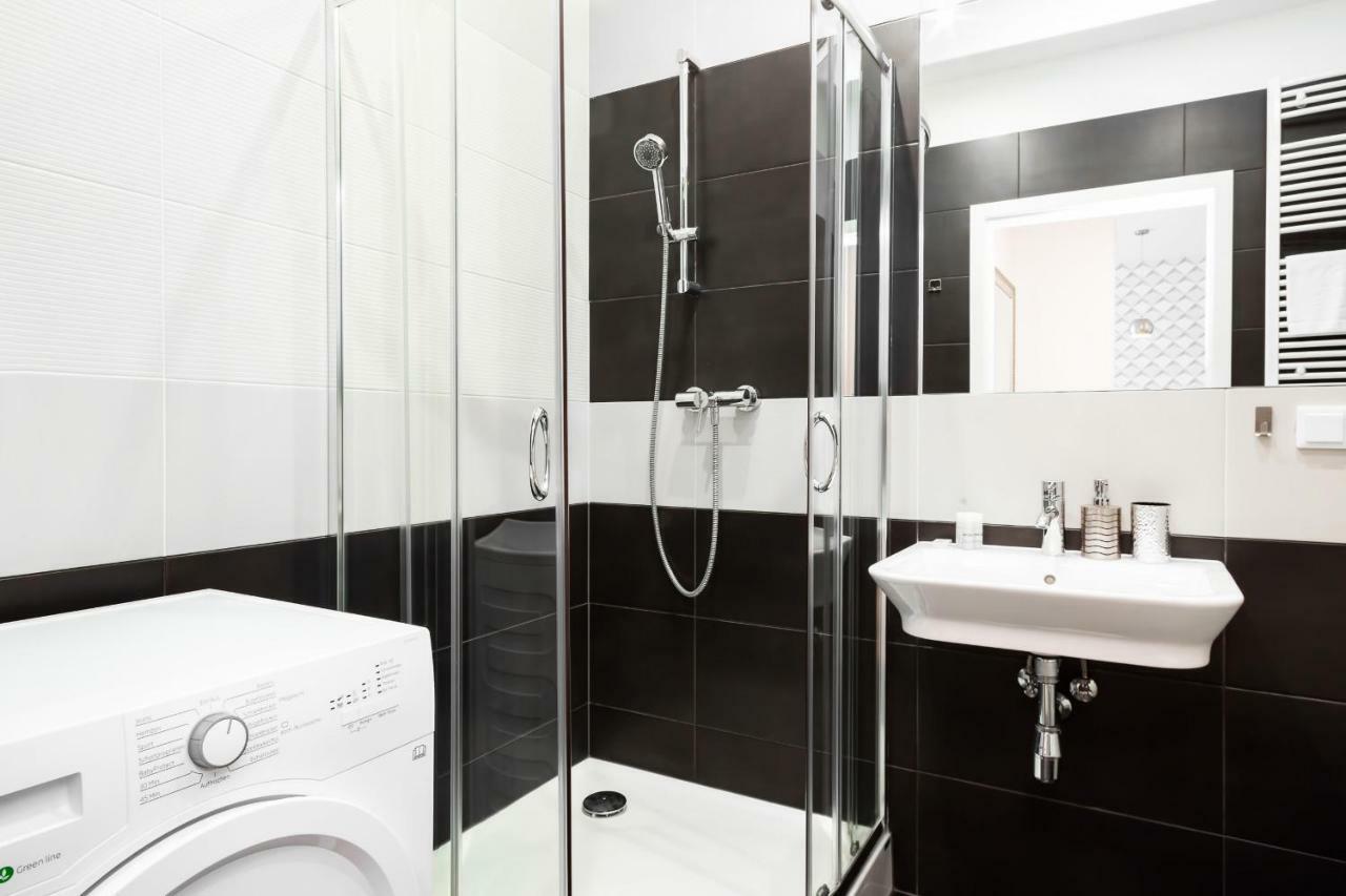 ורשה A&D Apartment By Noclegi Renters מראה חיצוני תמונה