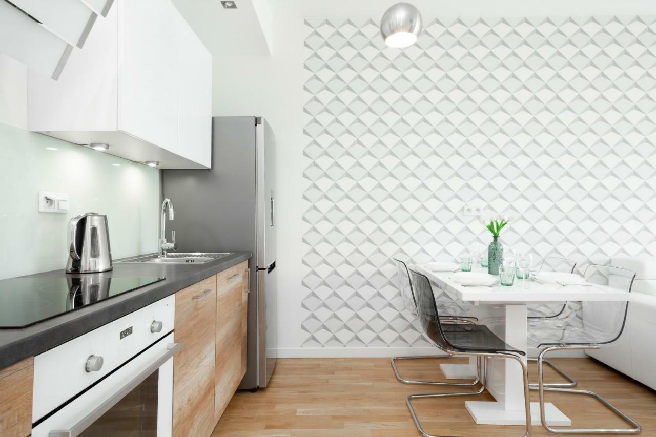 ורשה A&D Apartment By Noclegi Renters מראה חיצוני תמונה